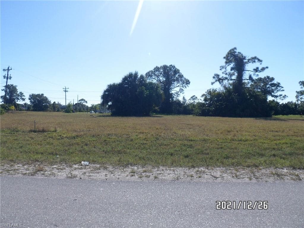 1106 SW 4th TER CAPE CORAL, FL 33991