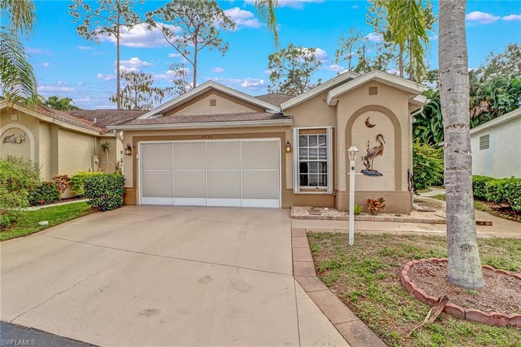 10735 San Tropez CIR ESTERO, FL 33928