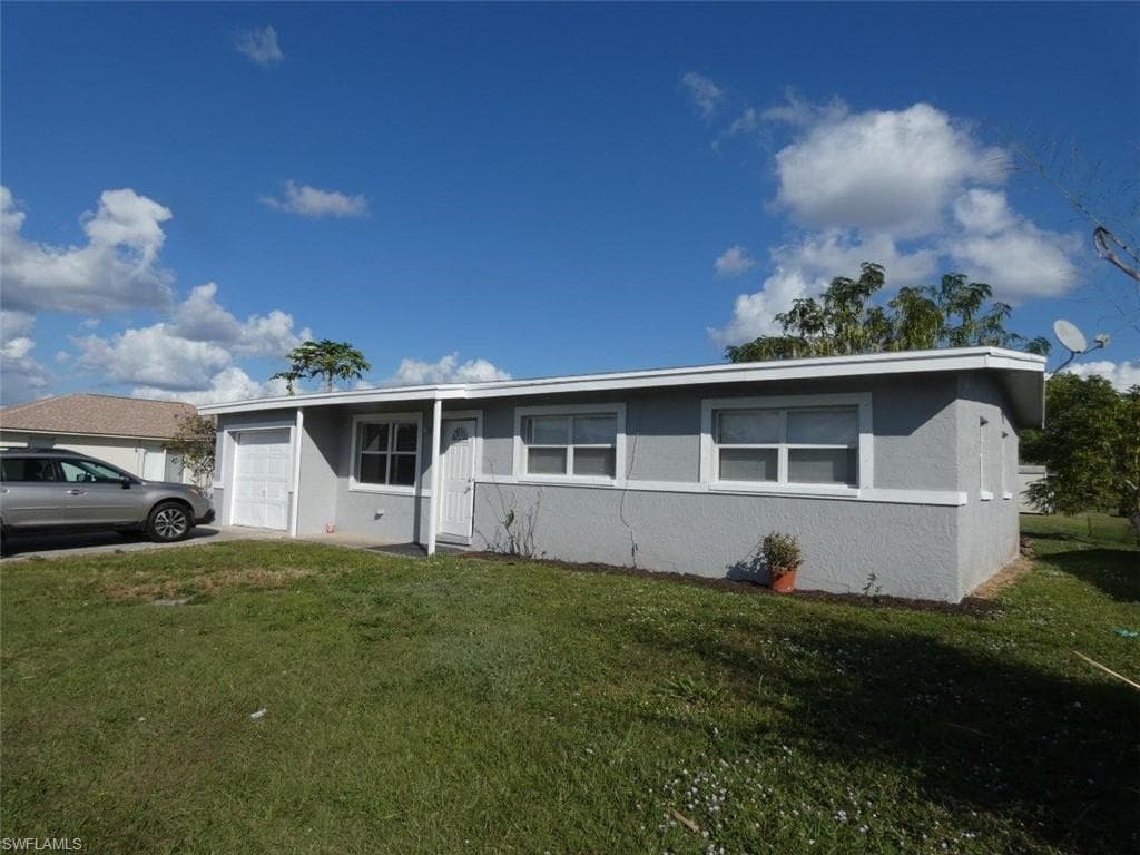 1103 Marsh AVE FORT MYERS, FL 33905