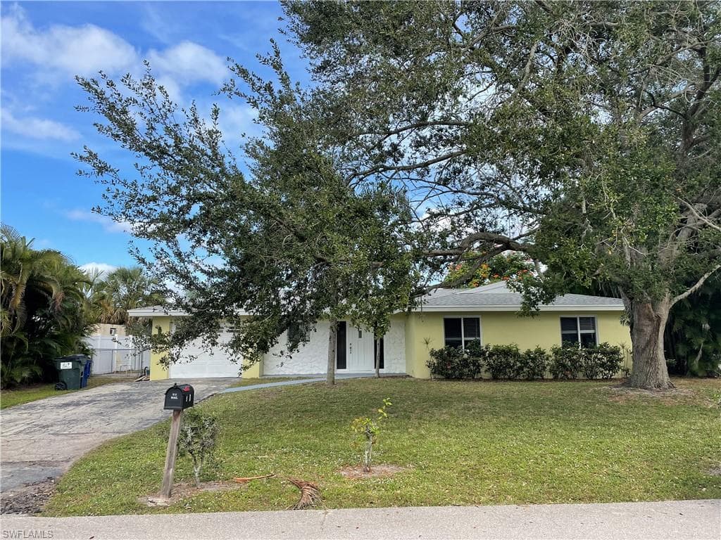 1663 S Flossmoor RD FORT MYERS, FL 33919