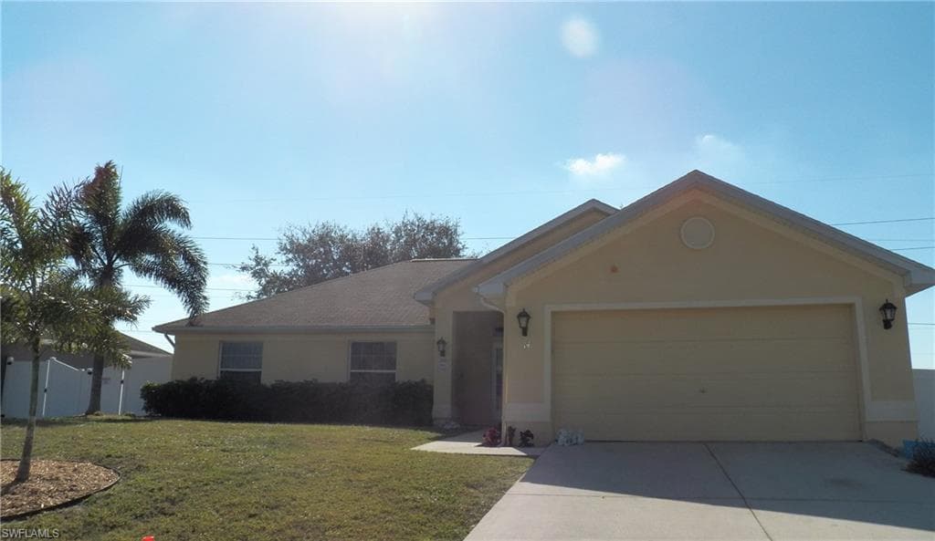 14 NW 8th TER CAPE CORAL, FL 33993