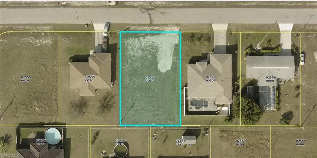 602 NW 6th TER CAPE CORAL, FL 33993