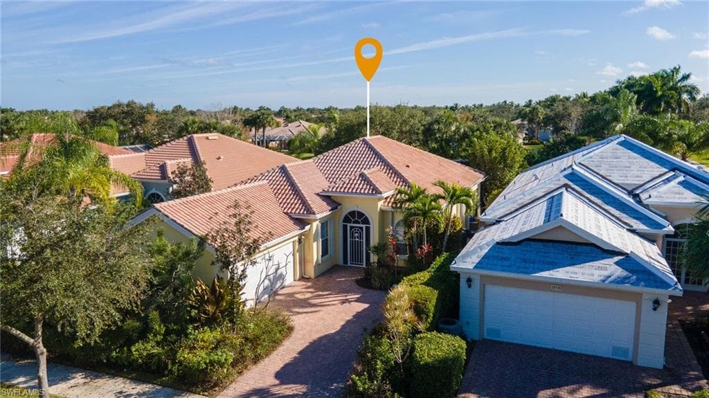28725 Wahoo DR BONITA SPRINGS, FL 34135