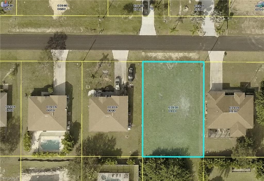 2712 SW 2nd TER CAPE CORAL, FL 33991