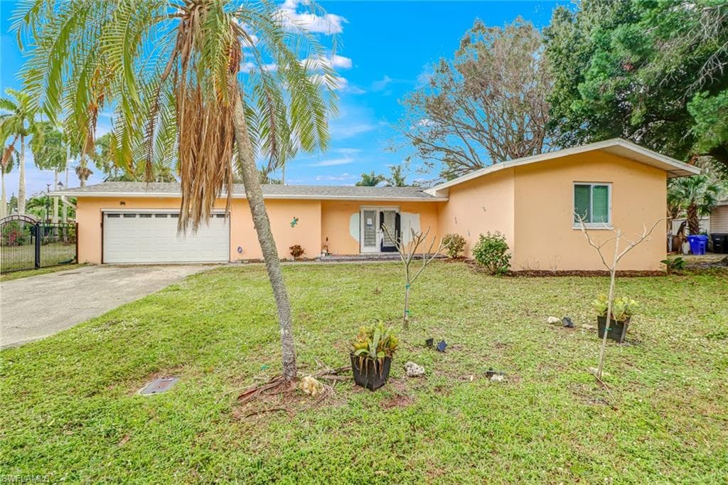 1354 Walden DR FORT MYERS, FL 33901