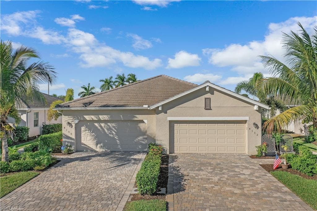 4152 Bisque LN FORT MYERS, FL 33916
