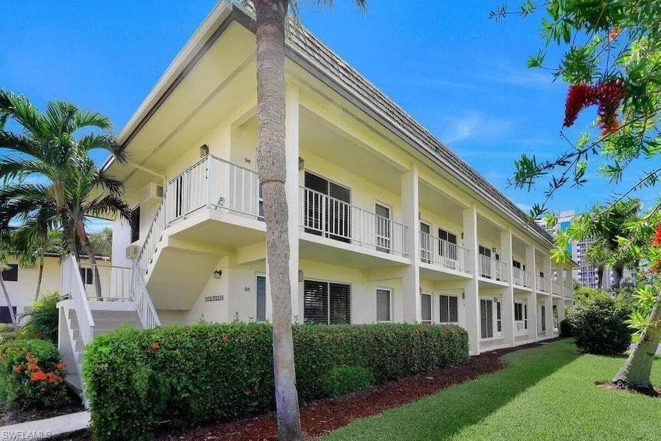 130 Collier BLVD A5 MARCO ISLAND, FL 34145