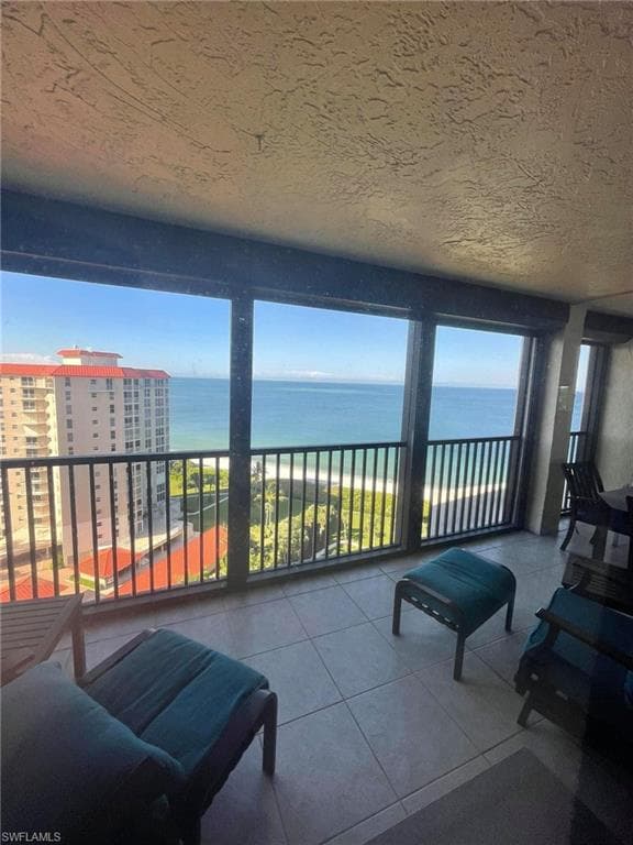 10851 Gulf shore DR 1401 NAPLES, FL 34108