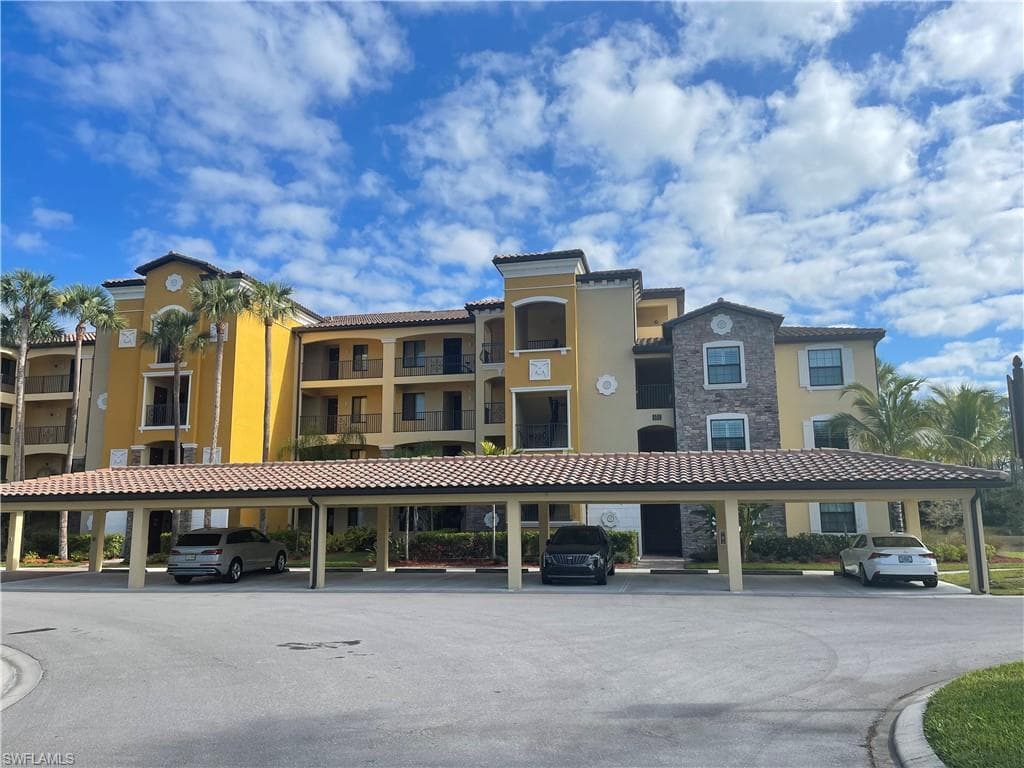 9596 Trevi CT 5444 NAPLES, FL 34113