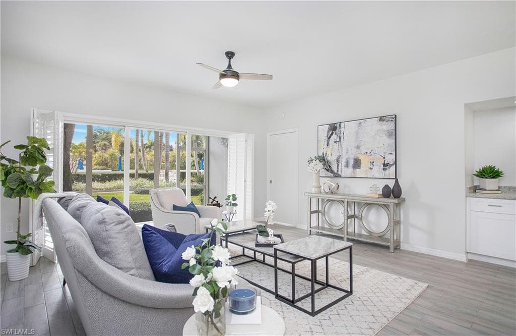 410 Sugar Pine LN 410 NAPLES, FL 34108