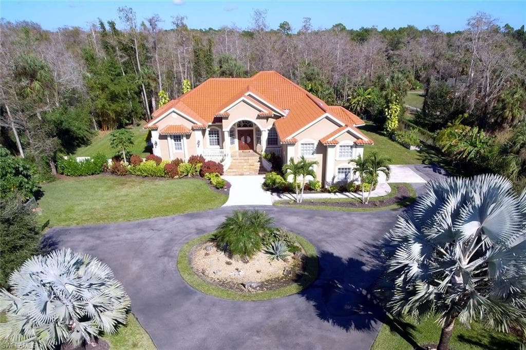 491 16th AVE NW NAPLES, FL 34120