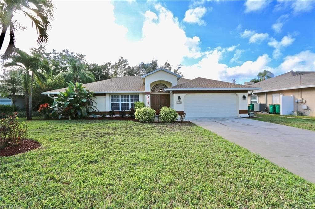 250 Kirtland DR NAPLES, FL 34110