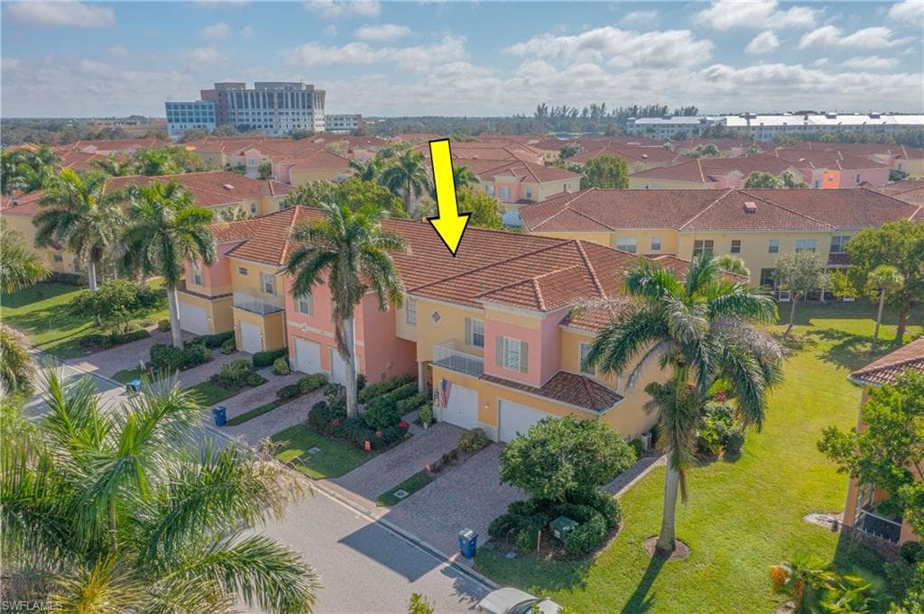 9821 Healthpark CIR 105 FORT MYERS, FL 33908