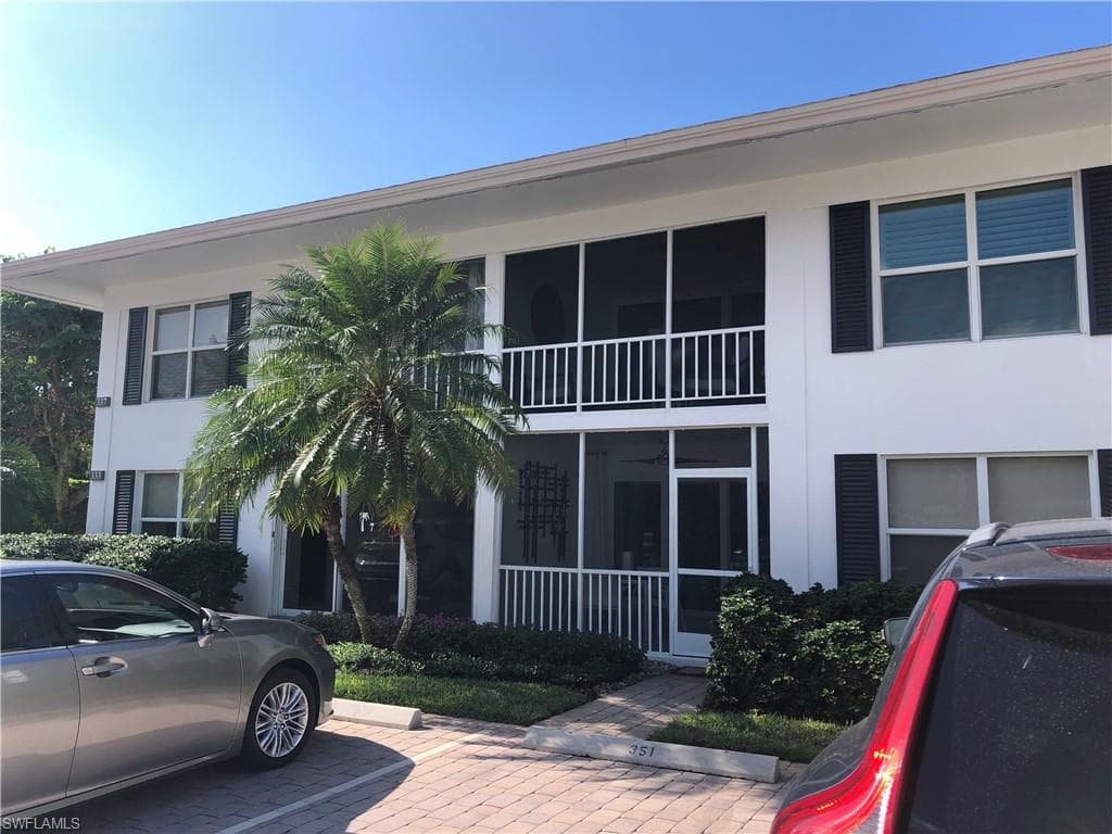 339 8th AVE S 339 NAPLES, FL 34102