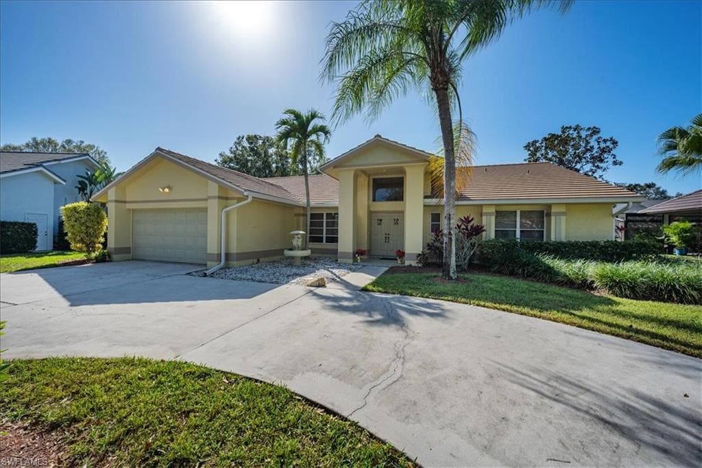 209 Silverado DR NAPLES, FL 34119