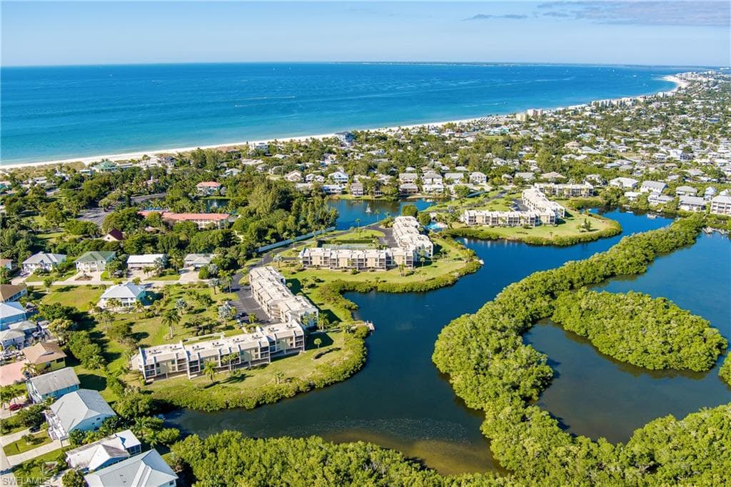21480 Bay Village DR 254 FORT MYERS BEACH, FL 33931