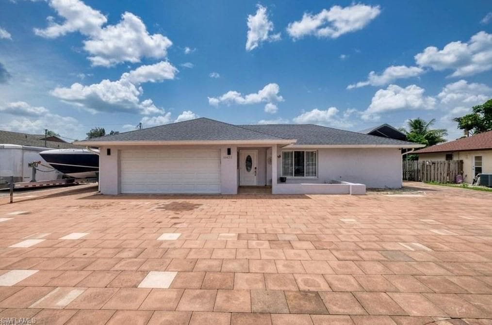 18432 Holly RD FORT MYERS, FL 33967