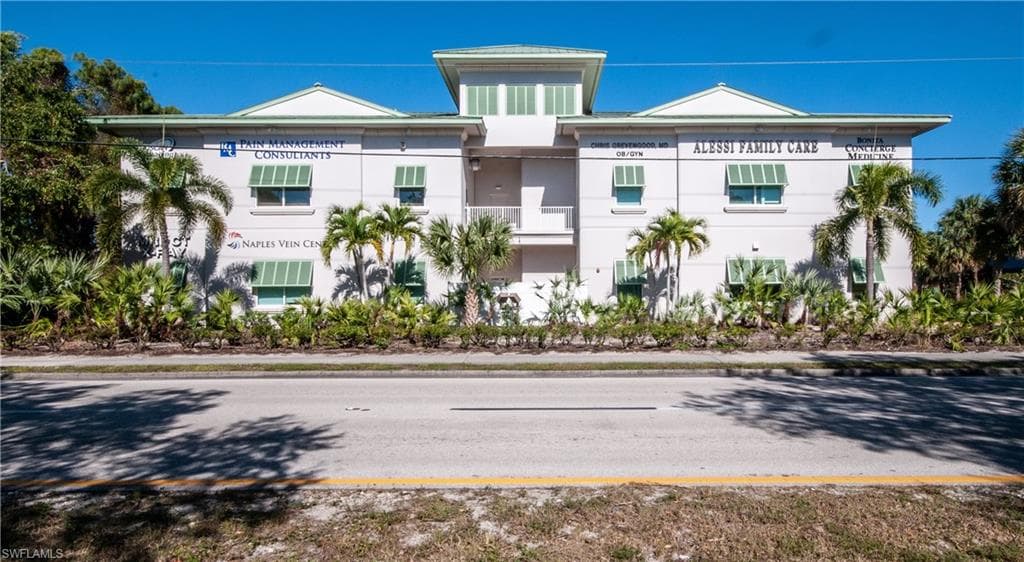 9400 Bonita Beach RD SE BONITA SPRINGS, FL 34135