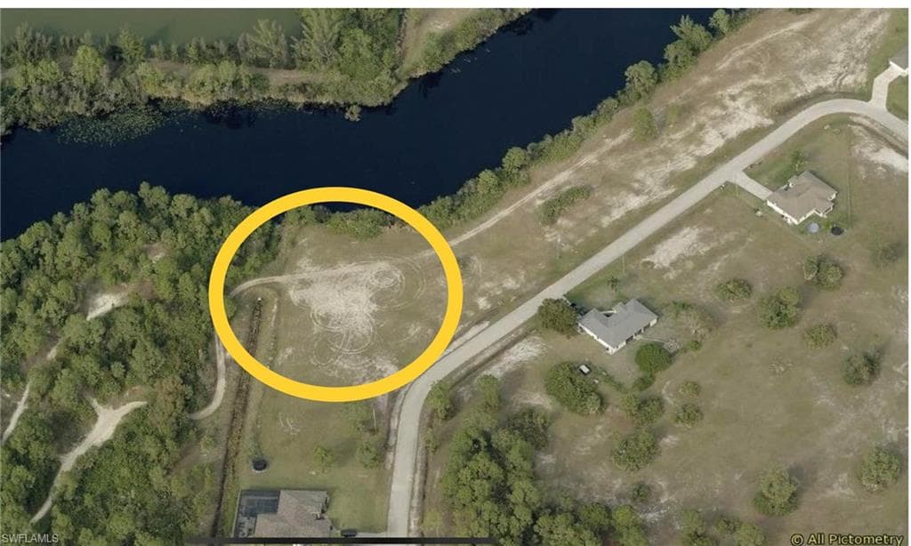 2312 NW 28th AVE CAPE CORAL, FL 33993