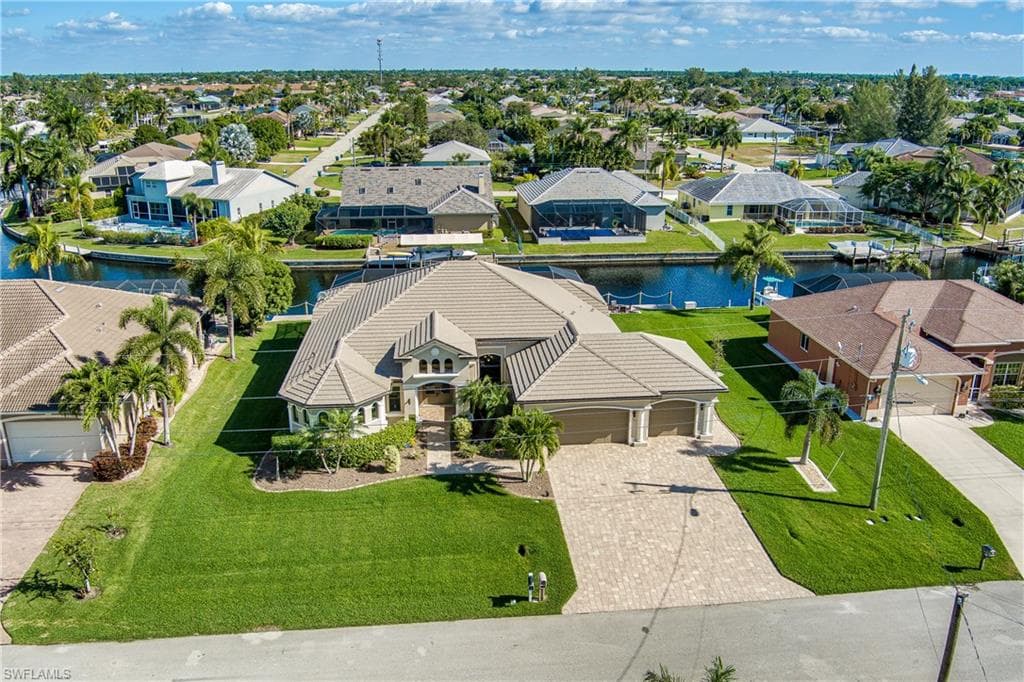 4517 20th AVE CAPE CORAL, FL 33914
