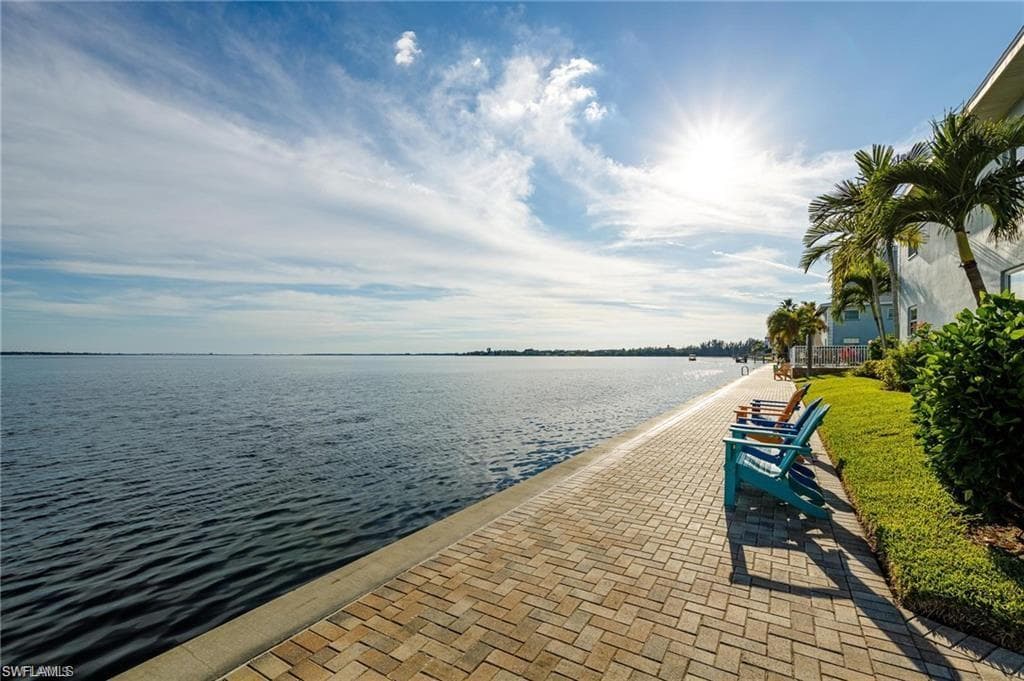3326 N Key DR 4 NORTH FORT MYERS, FL 33903