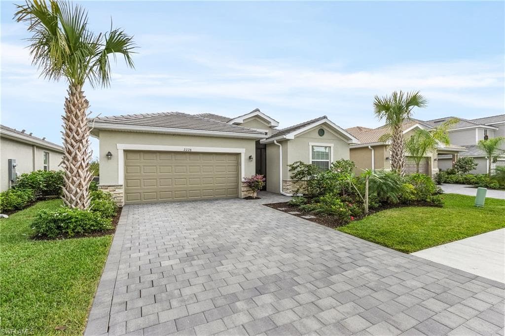 2228 Dancy ST NAPLES, FL 34120