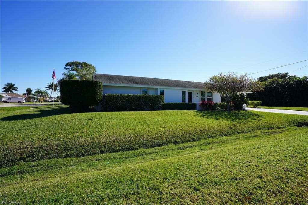 700 100th AVE N NAPLES, FL 34108