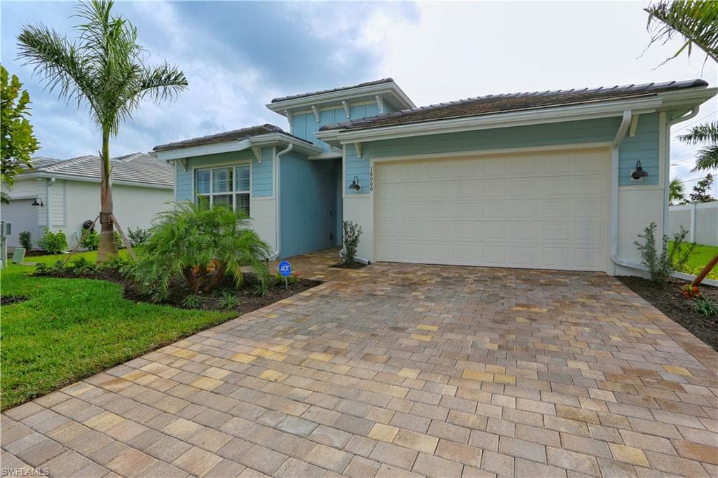 16500 Crescent Beach WAY BONITA SPRINGS, FL 34135