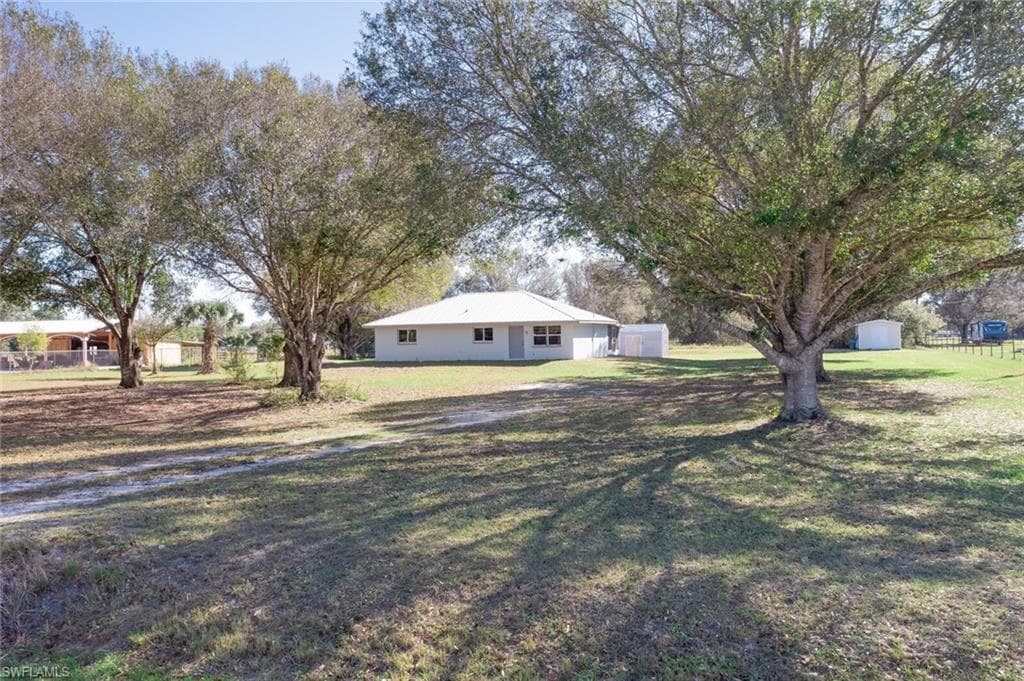 3669 Fort Adams AVE FORT DENAUD, FL 33935