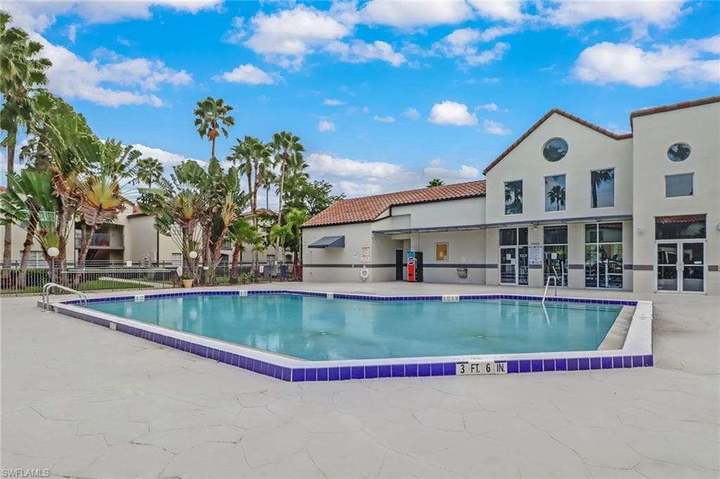 3401 Winkler AVE 103 FORT MYERS, FL 33916