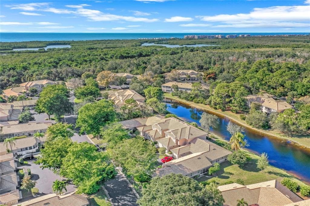 338 Emerald Bay CIR Z4 NAPLES, FL 34110