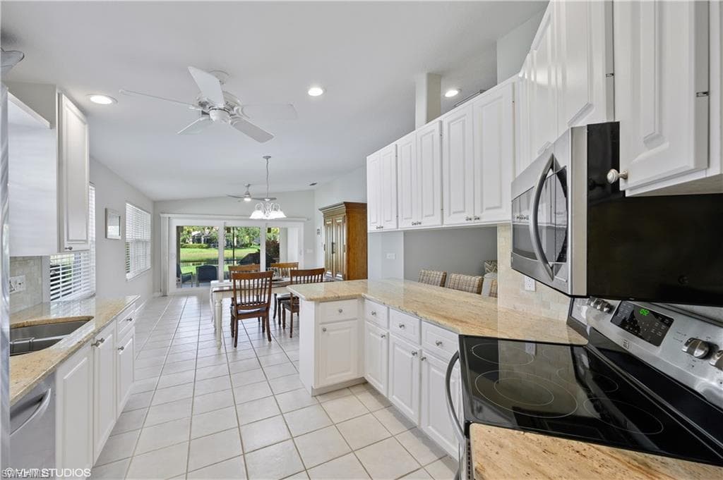 5381 Guadeloupe WAY NAPLES, FL 34119