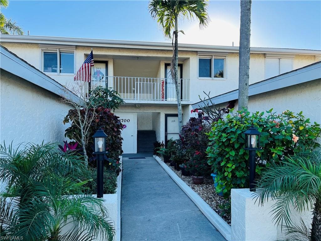 1700 Bikini CT 204 CAPE CORAL, FL 33904