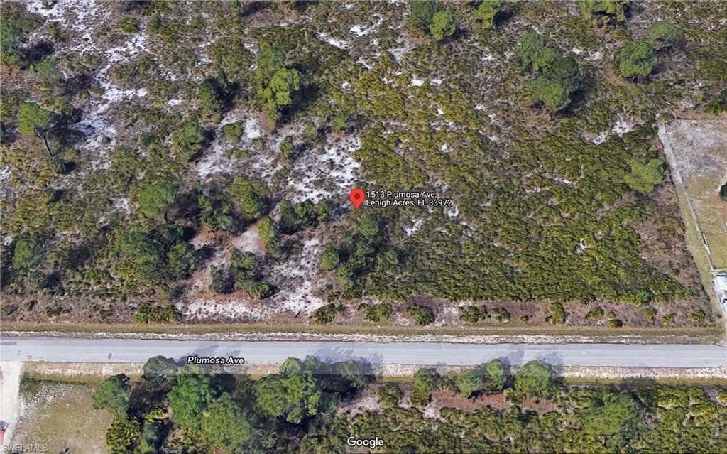 1513 Plumosa AVE LEHIGH ACRES, FL 33972