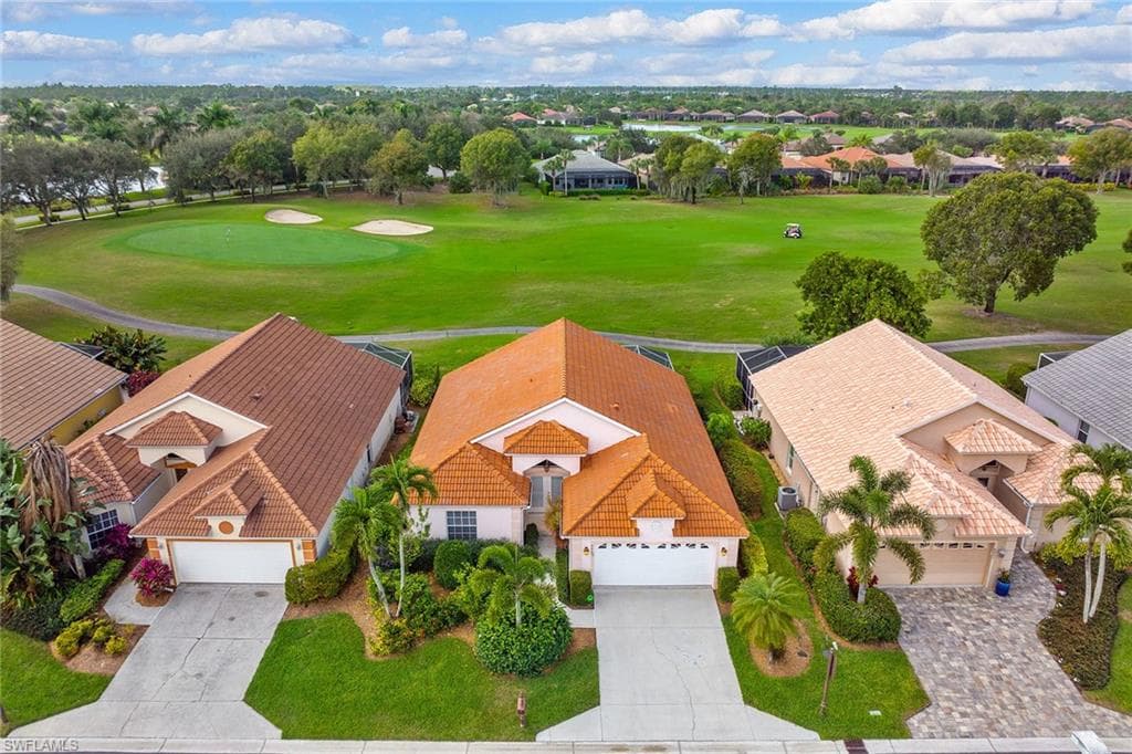 8465 Indian Wells WAY NAPLES, FL 34113