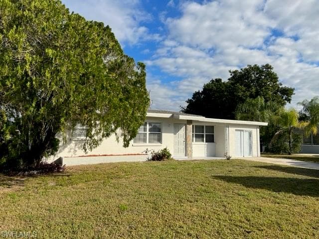 713 Leeland Heights BLVD W LEHIGH ACRES, FL 33936