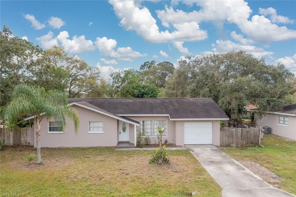 12625 3rd ST FORT MYERS, FL 33905