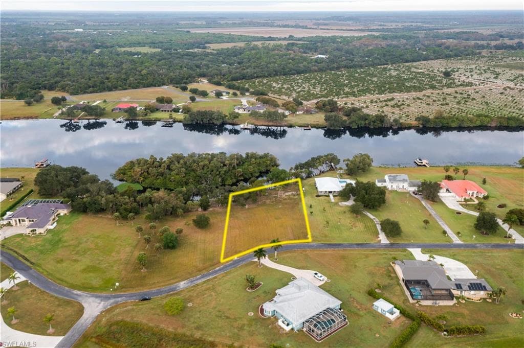 5266 River Blossom LN FORT DENAUD, FL 33935