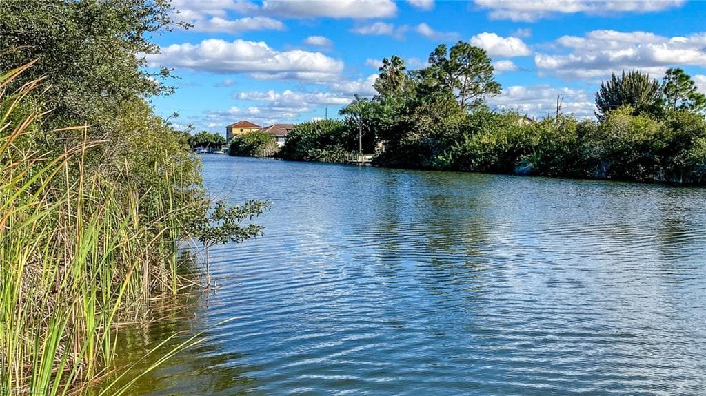 2606 NW 10th ST CAPE CORAL, FL 33993