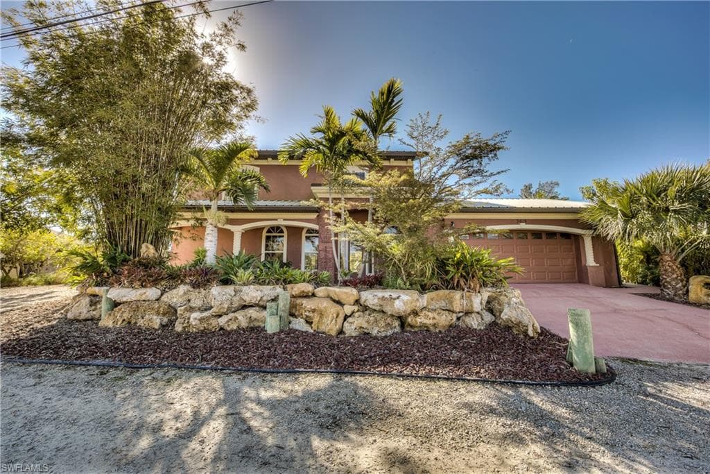 3615 Gondola LN ST. JAMES CITY, FL 33956