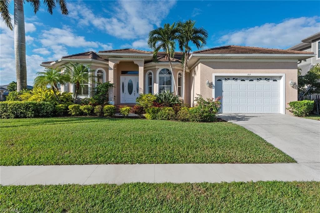 212 Geranium CT MARCO ISLAND, FL 34145
