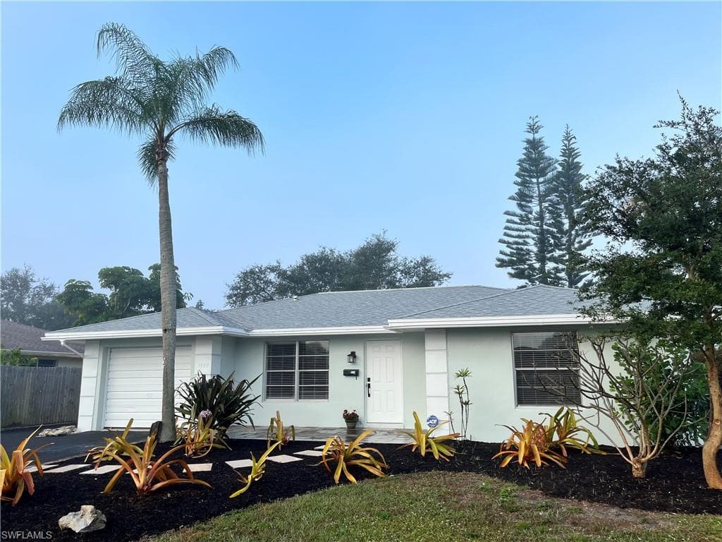 3477 Balboa CIR W NAPLES, FL 34105