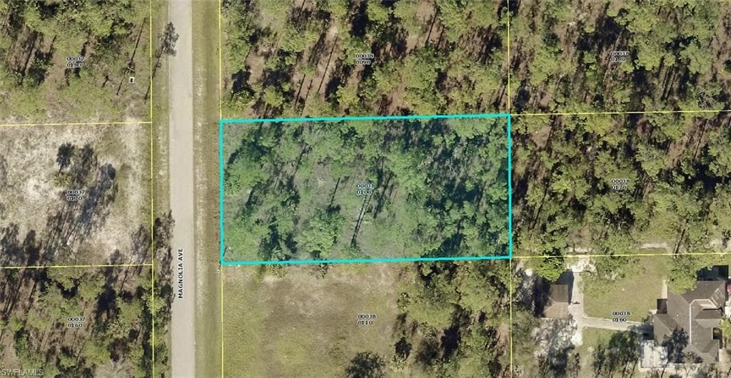 1106 Magnolia AVE LEHIGH ACRES, FL 33972