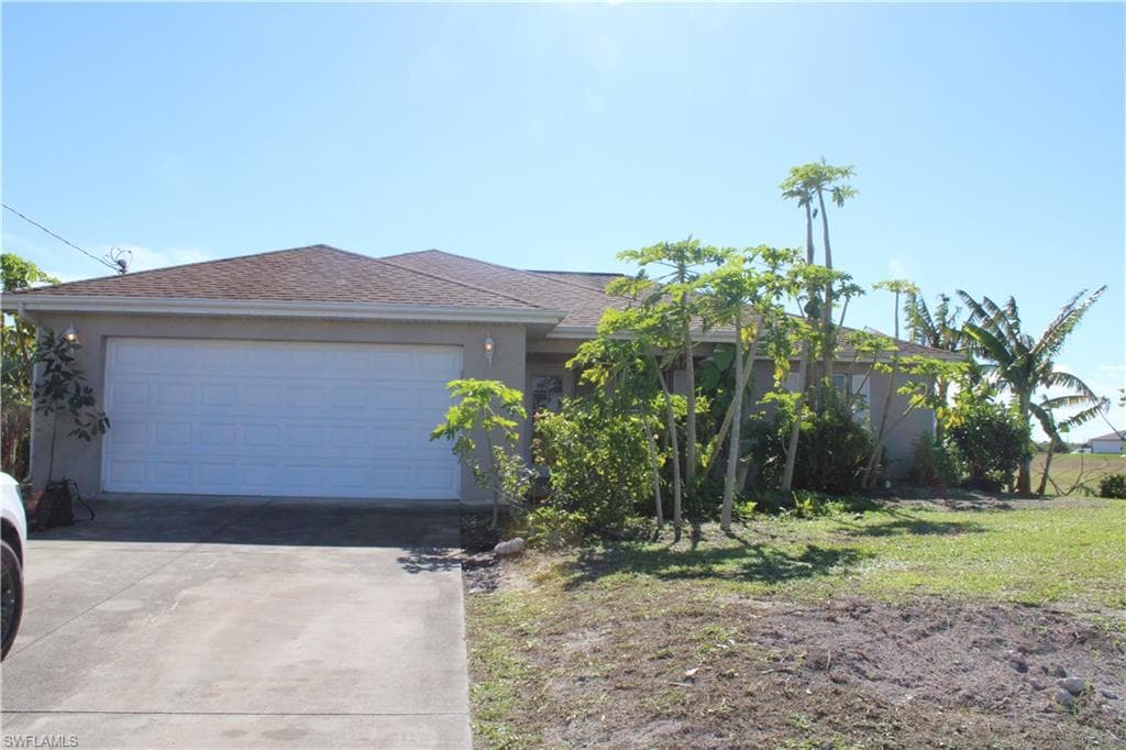 3812 NW 40th TER CAPE CORAL, FL 33993