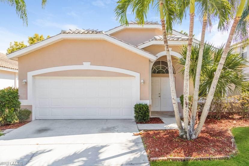 11328 Lakeland CIR FORT MYERS, FL 33913