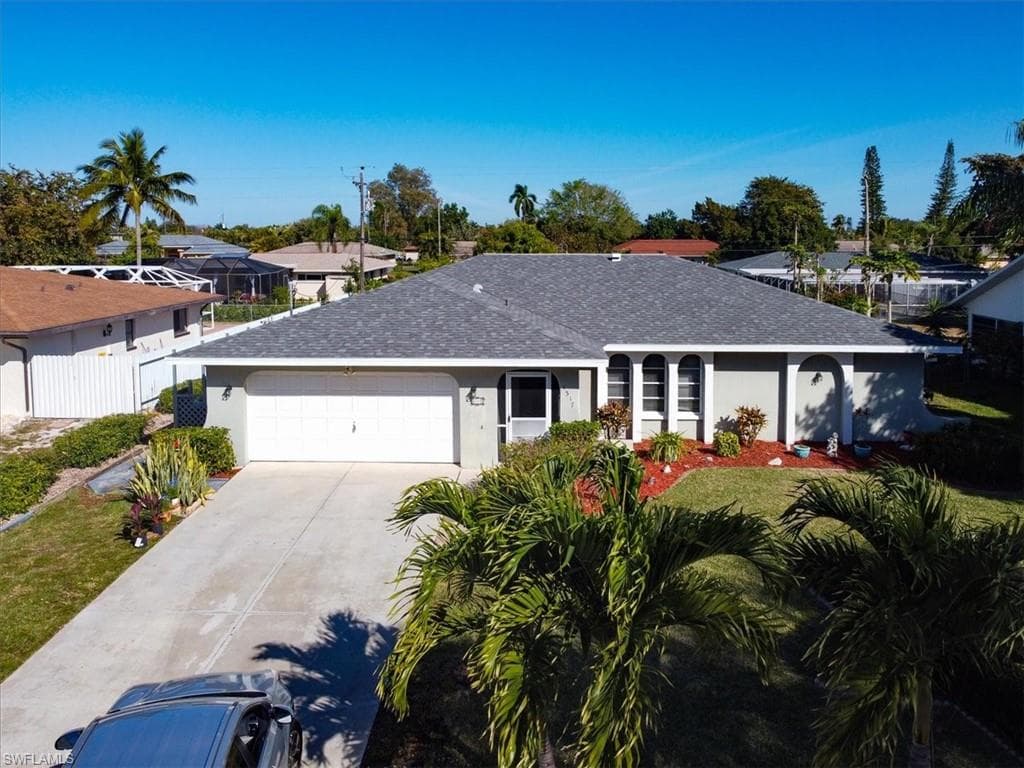 1317 SE 37th TER CAPE CORAL, FL 33904