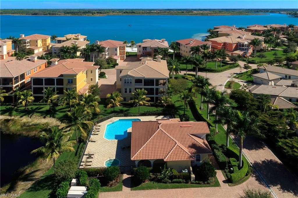 17701 Via Bella Acqua CT 702 MIROMAR LAKES, FL 33913