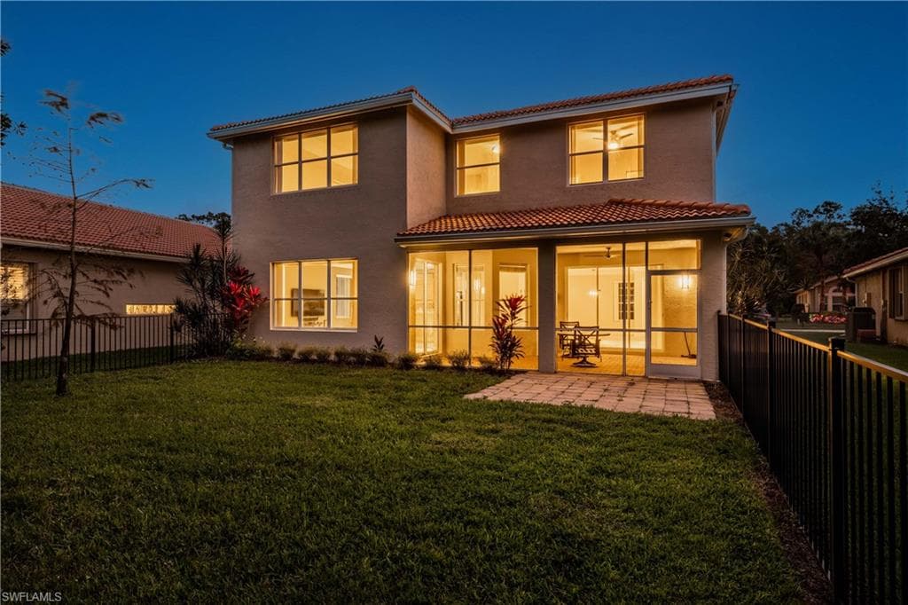 2337 Butterfly Palm DR NAPLES, FL 34119