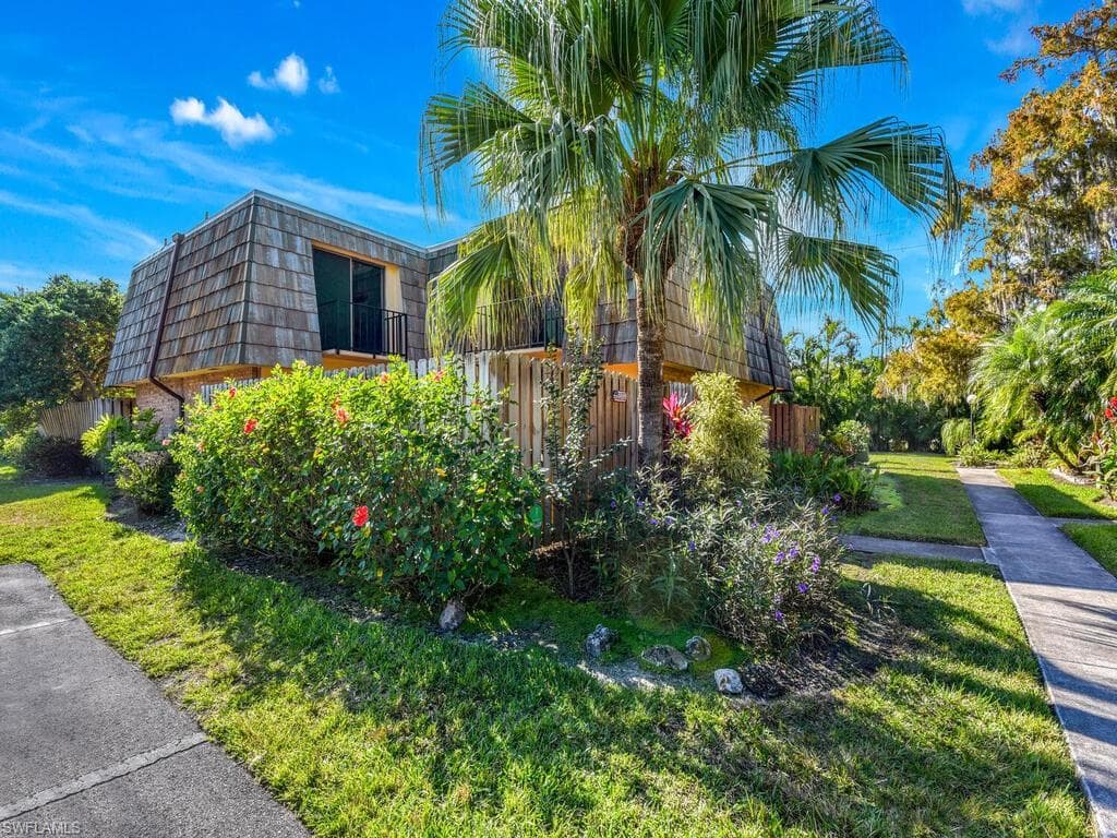 1507 Park Meadows DR 2 FORT MYERS, FL 33907