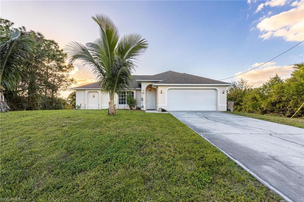 514 Mcarthur BLVD LEHIGH ACRES, FL 33974